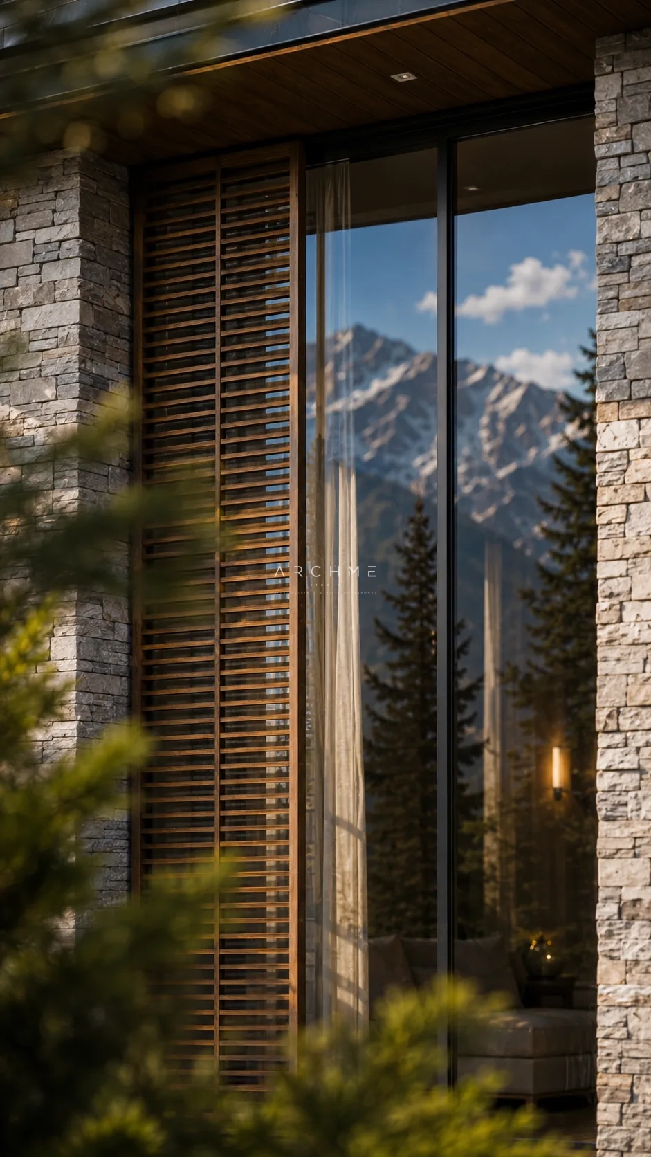 Дървени ламели и естествен камък по фасадата на Rhodope Sunset House