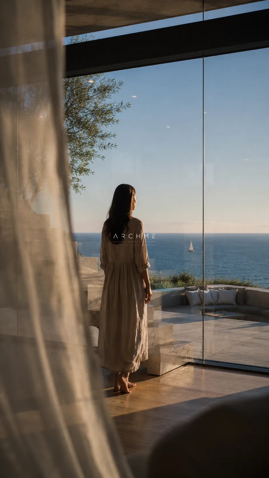 Панорамното остъкляване на Cliff House към морето